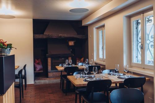 Restorāns, La Montanara Osteria con Alloggio in Kasima