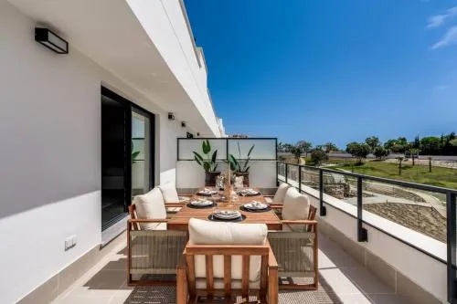 Luxury Apt. Aranya Estepona Pool and Parking photo 2