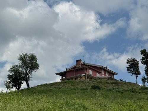 A szálláshely kívülről, La Valle degli Amici in Pianello Val Tidone