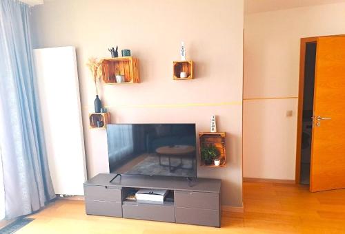 FREE Garage Parking!!! Stylish Getaway in Prime Bratislava Location - By the Danube and Old Town, Bratislava (Foto 7)