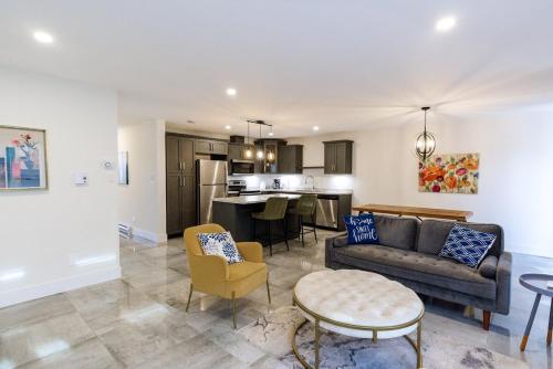Stylish retreat with Garage