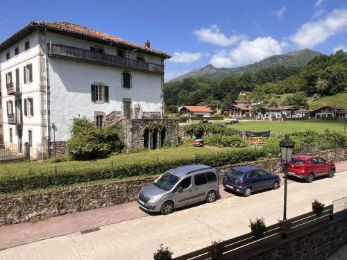 Kilátás, Tresanea Apartamentos in Ituren