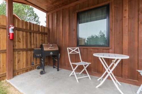 Gold Valley Camp Cabin 2 - image 2