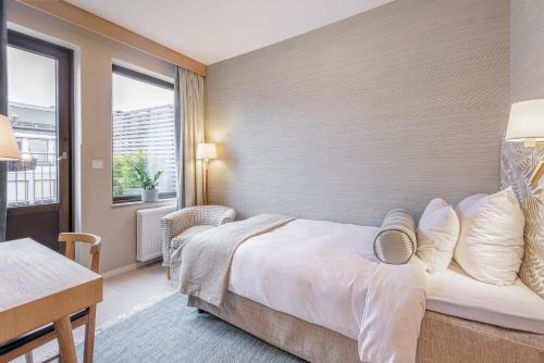 Superior Single Room with Balcony  image 4