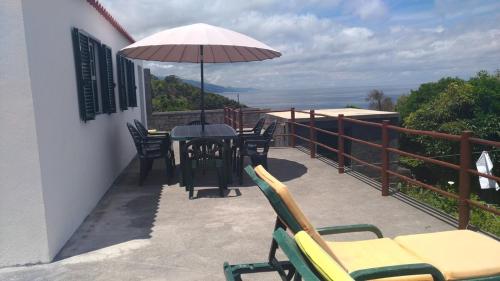 Casa da Baixa da Ribeirinha in ริเบริงยา