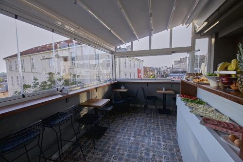 Arart Hotel - image 14