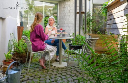 حديقة, Casa Wimpina - geschmackvolles Appartement im Herzen der Altstadt in Bad Wimpfen