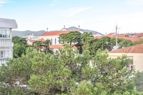 A környék, Monte Estoril 93 in Bairro Mal. Carmona