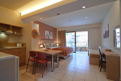 Kitchen, Anatoli Hotel Apartments Agia Pelagia in Gazi