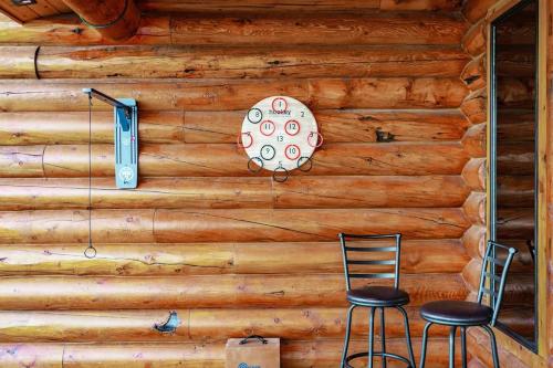 Luxe Teton View Log Cabin Hot Tub Large Groups - image 10
