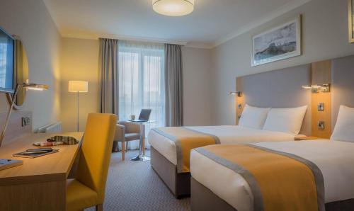 Maldron Hotel Newlands Cross - image 3