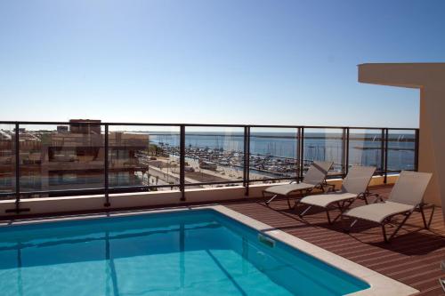 Swimming pool, Real Marina Residence in Olhao City Center