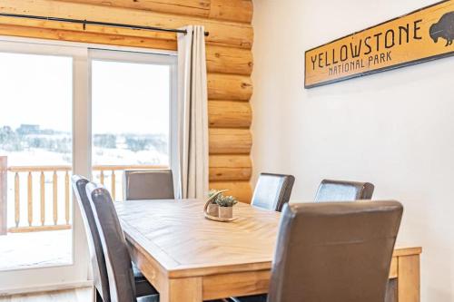 Log Cabin Teton Views & Pets OK - image 9