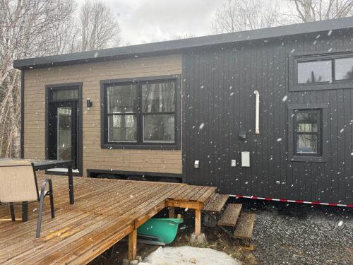 Le Grand Héron - Mini-maison à St-Zénon (Le Grand Heron - Mini-maison a St-Zenon) in St Zenon (QC)