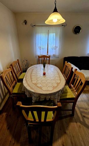 Létesítmények, Country House Srček (Country House Srcek) in Bizeljsko