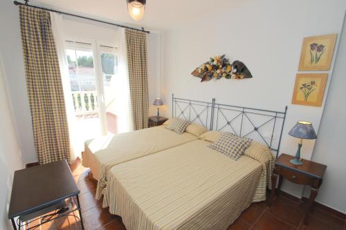 Four-Bedroom House image 6