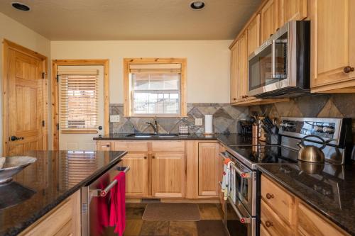 67 Fireweed with private hot tub, Tabernash (photo 9)