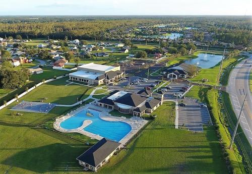 Home away from home in Poinciana