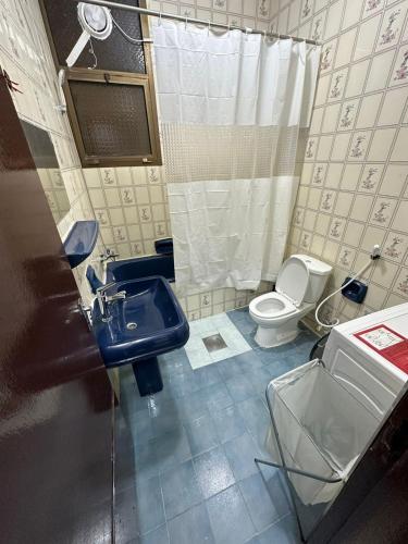 استديو مفروش بجوار الوحده مول in Al Bahya