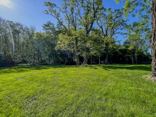 ทัศนียภาพ, Cozy Cabin Gateway with Pool and Firepit in มอนตโกเมอรี (นิวยอร์ก)