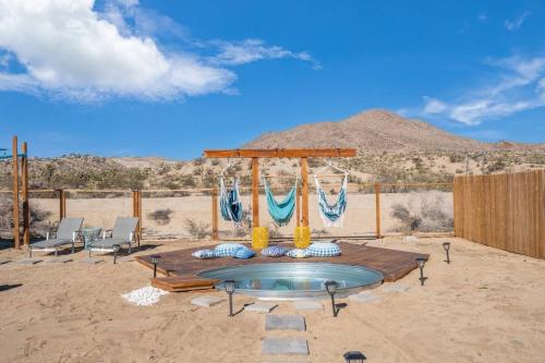 Mountain View Home Hot Tub, Game Room & Fire Pit in Yucca Valley, USA