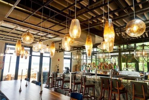 ห้องอาหาร, Cozy 1BR 1BA Apartment Near Fort Gregg-Adams in โฮปเวลล์ (VA)