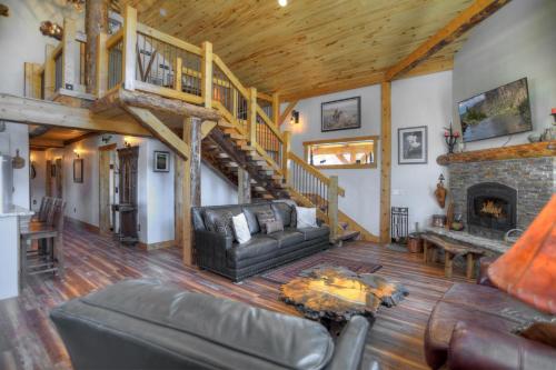 3 bedrooms, 4 beds