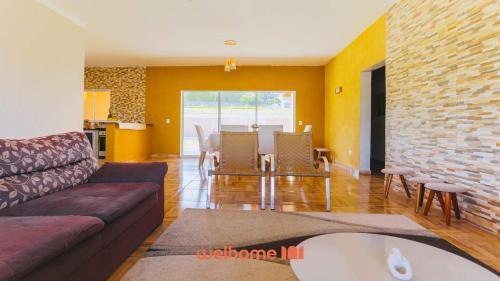 Casa em Alambari com Area Gourmet e Piscina in Alambari