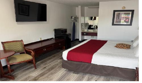 Deluxe King Room