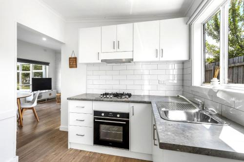 Rosebud Beachfront Haven Coastal Bliss Two in Capel Sound