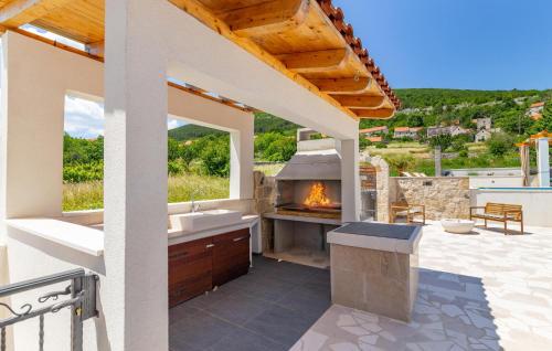 Viesnīcas āriene, Pet Friendly Home In Svib in Svib