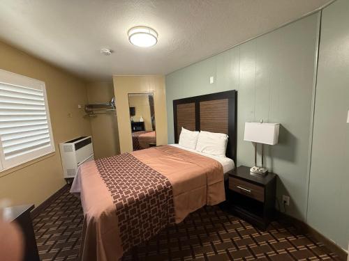 1 twin bed