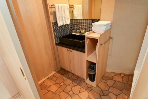 Executive Twin Room with Tatami Floor image 5
