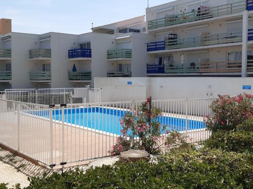 Studio Cabine à Port Leucate : 4 Pers, Piscine, Front de Mer, Terrasse, Parking - FR-1-798-9 - Location saisonnière - Leucate