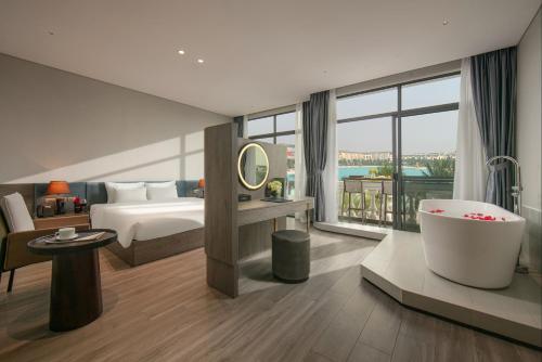 Guestroom, PCA Hotel 2 - Vinhomes Ocean Park in Gia Lam