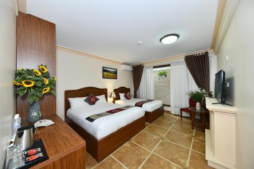 room detail thumbnail 0