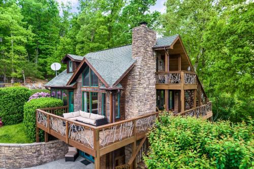 A Hikers Dream - 34 Acres Hot Tub Views Trails, Cosby