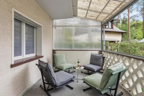 陽台/露台, Waldbungalow mit WLAN und Terrasse in Seenähe-Hund willkommen (Waldbungalow mit WLAN und Terrasse in Seenahe-Hund willkommen) in 戈門