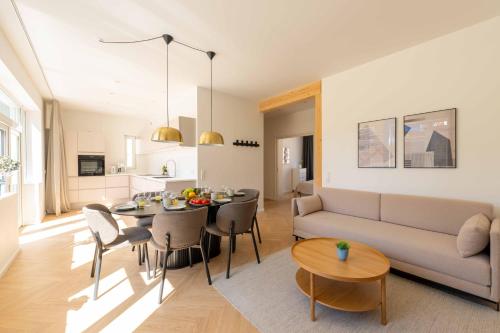Newly Renovated 2BR with Balcony, Copenhague