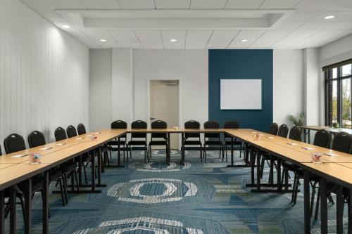 SpringHill Suites by Marriott Charleston Mount Pleasant - image 14