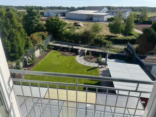 Surrounding environment, Wunderschone und helle Wohnung in Buttelborn