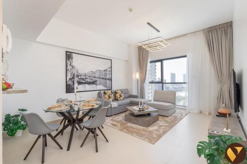 Vogue Brand New Spacious Two Bedroom Apartment with Pool, Kids Area, Scenic 10th Floor Views, Dubaï (photo 6)