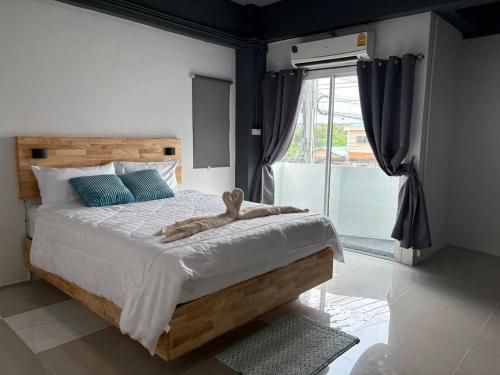 Irich Bang Hua Suae 6kms from BTS Pu-Chao in Muaeng / Paknam