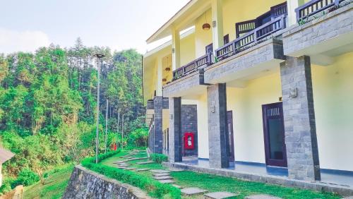 Buitenkant, Sai Gon - Ban Gioc Resort in Dam Thuy
