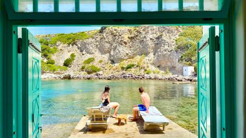 Utopia boutique villa on-in the water between 2 seas ideal 5 people gîte à louer Aretí