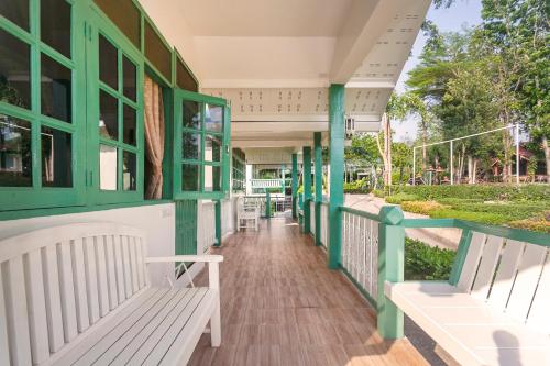 Baanpufa Resort. near Mahawangchang Elephant Camp