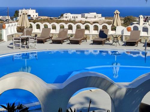 Agapi Villas – Karterados, UT