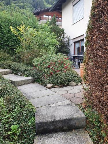 Elfe-Apartments Two-room Apartment with Garden, 2-4 guests in Emmetten