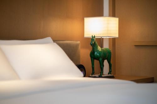 Grand Hyatt Chengdu Room Type - 2 TWIN BEDS CITY VIEW