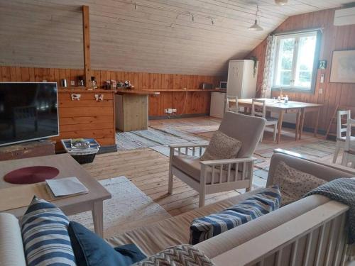 Gyttja Västergårds (Gyttja Vastergards) in ซาโล